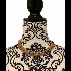 VINTAGE Dorlan flower petal chain necklace